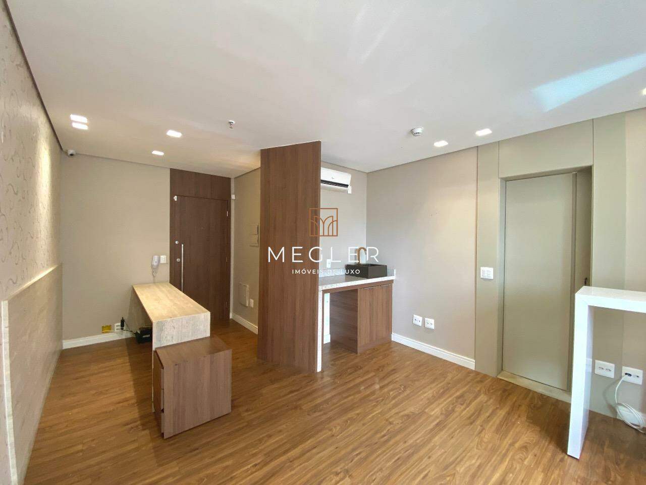 Sala para aluguel no Vila da Serra: 