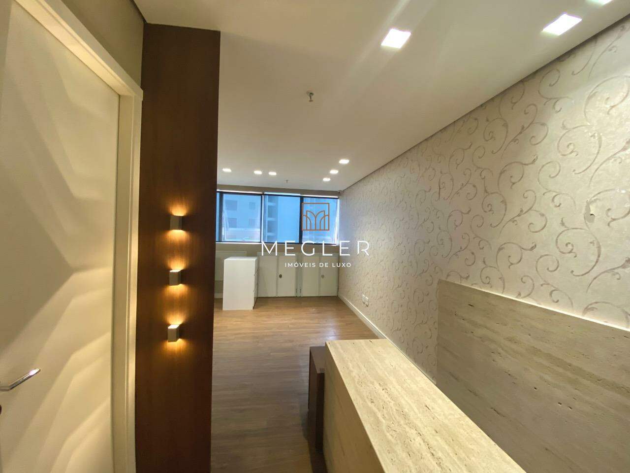 Sala para aluguel no Vila da Serra: 