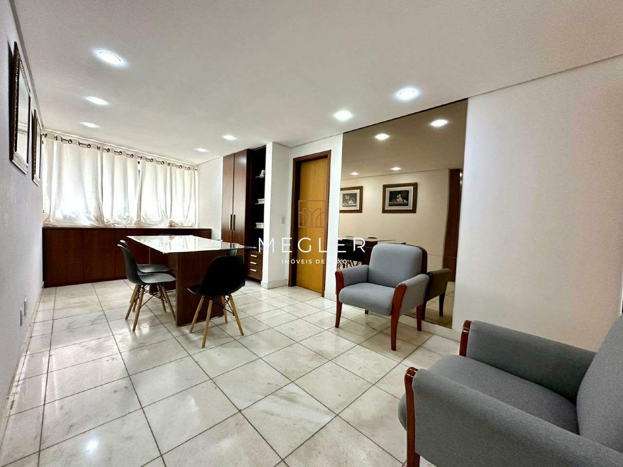 Apartamento à venda no Vila da Serra: 