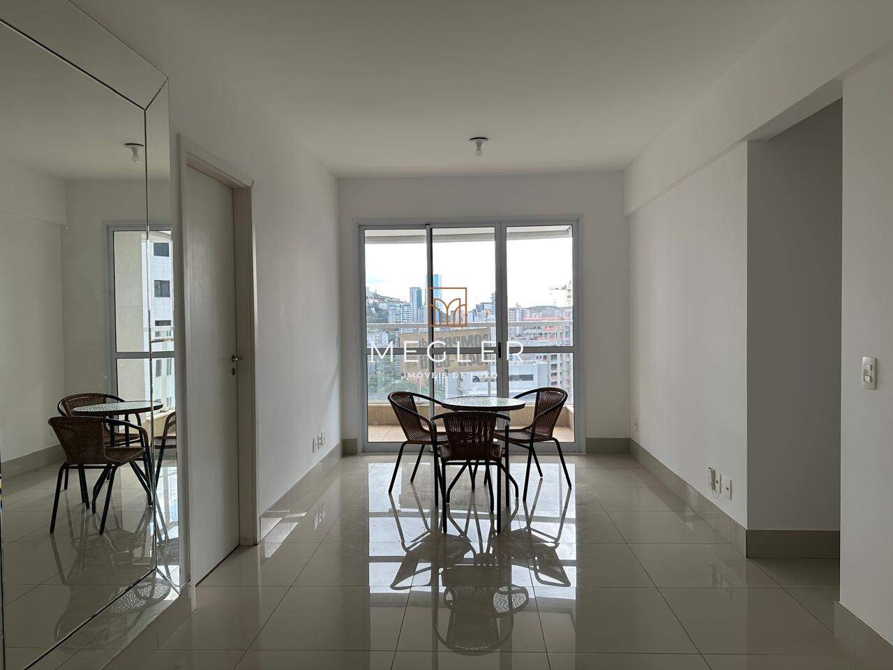 Apartamento para aluguel no Vila da Serra: 