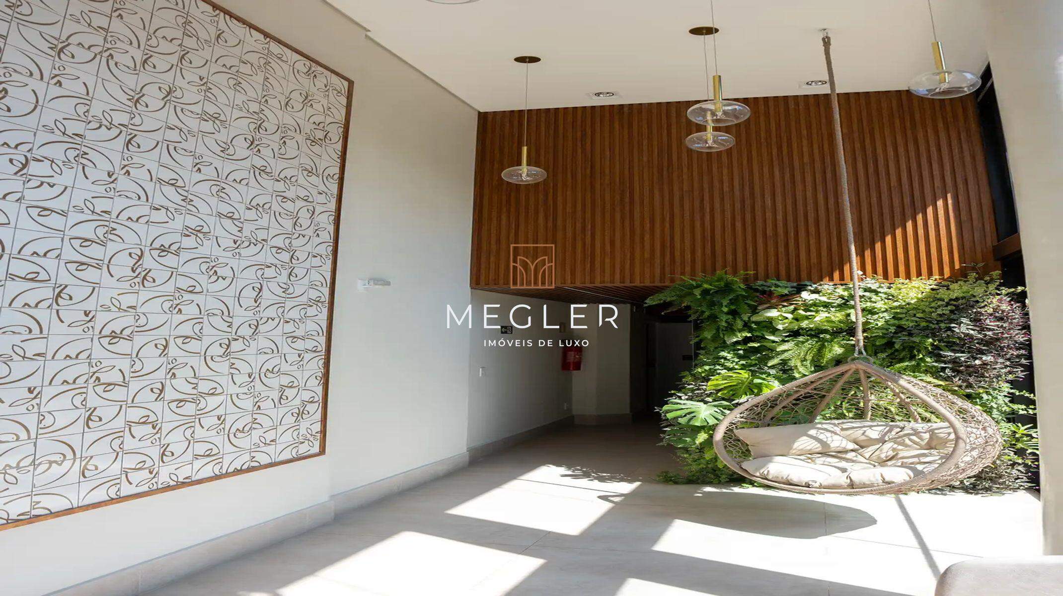 Apartamento à venda no Anchieta: Hall decorado com azulejaria personalizada e jardim natural