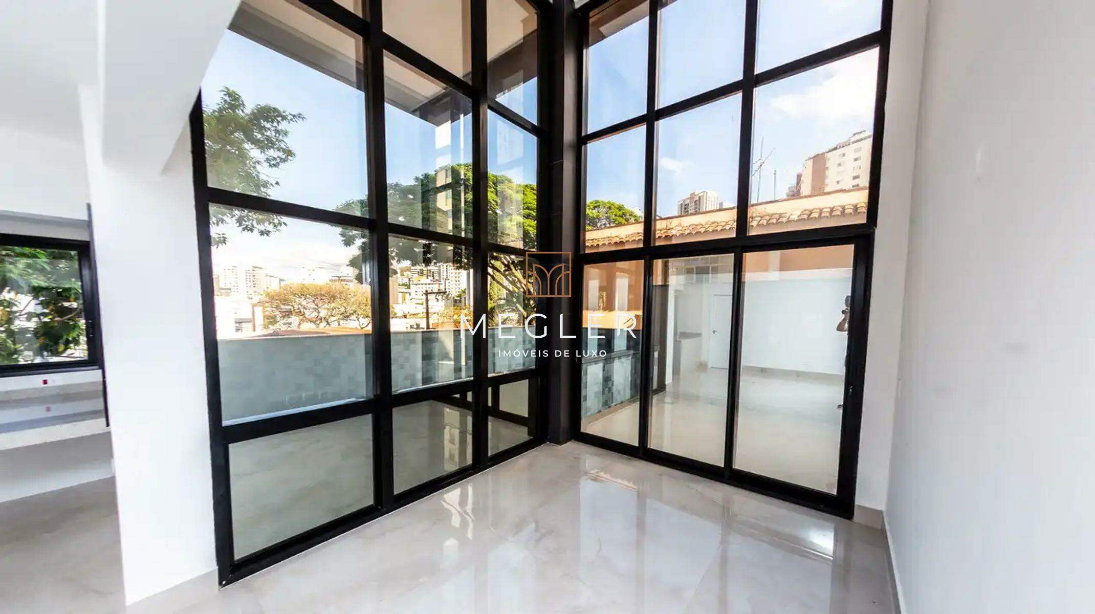 Apartamento à venda no Sion: 201 - Estar Pé Direito 