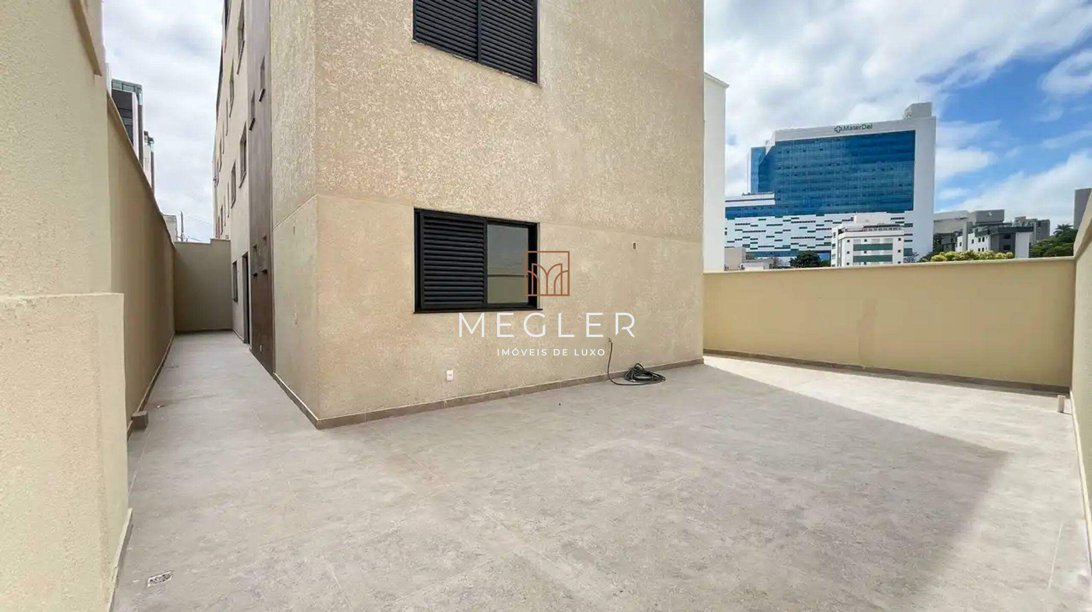 Apartamento à venda no Prado: ÁREA DESCOBERTA APTO 102 - Área Privativa