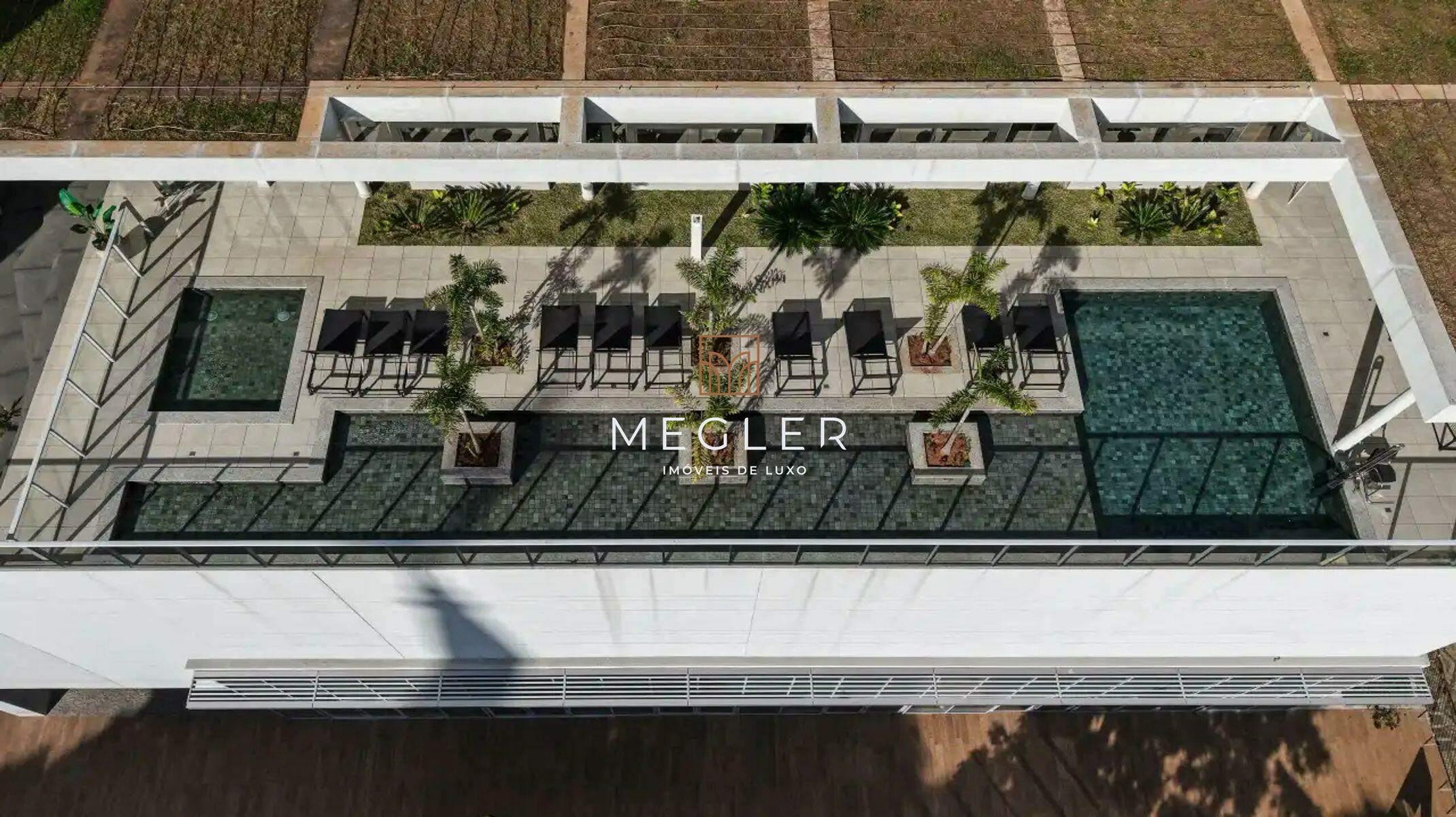 Apartamento à venda no Boa Viagem: Piscina externa com deck molhado