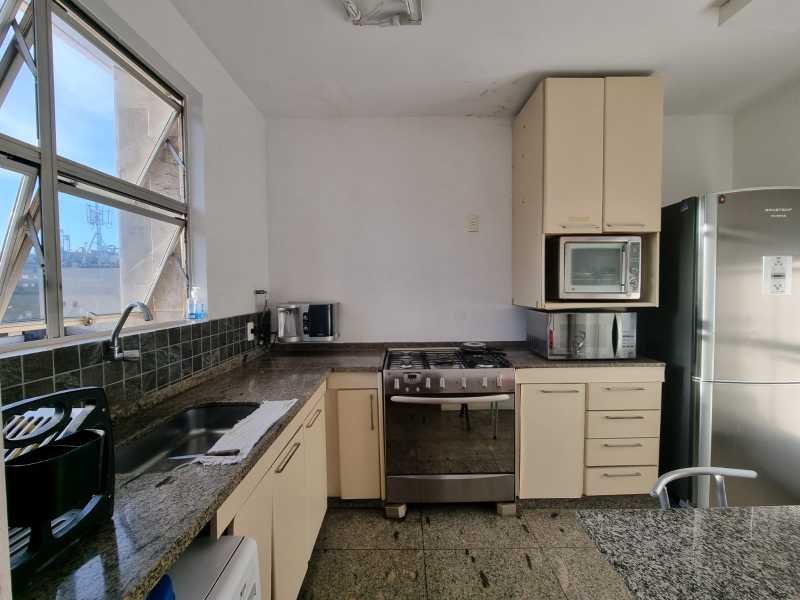 Cobertura, 6 quartos, 377 m² - Foto 17