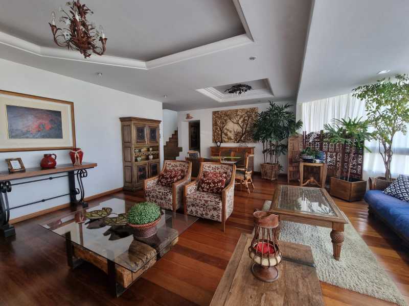 Cobertura, 6 quartos, 377 m² - Foto 2