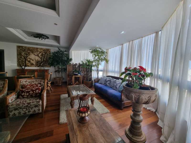 Cobertura, 6 quartos, 377 m² - Foto 3