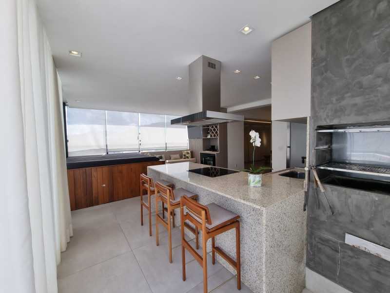 Cobertura, 6 quartos, 377 m² - Foto 13