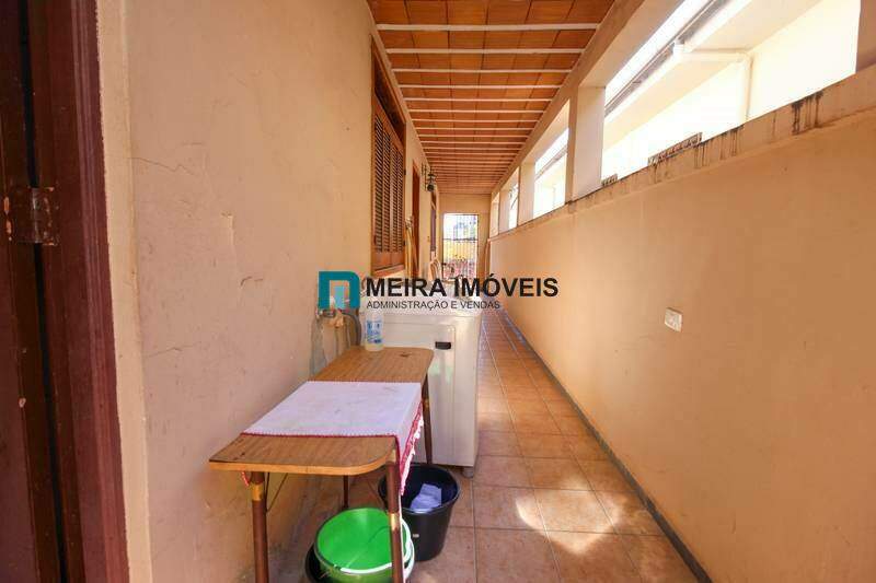 Casa, 4 quartos, 270 m² - Foto 23