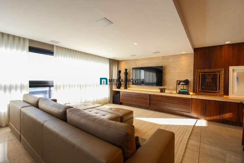 Apartamento, 4 quartos, 216 m² - Foto 3