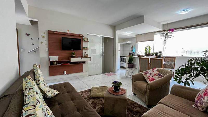 Casa, 3 quartos, 152 m² - Foto 1