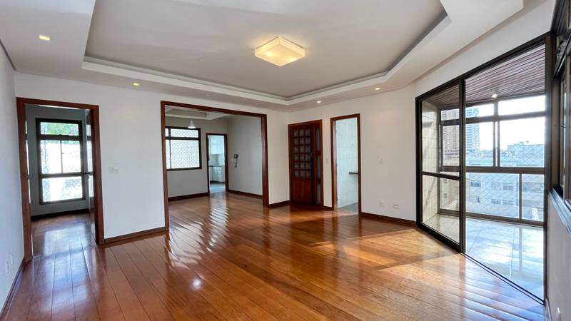 Apartamento, 4 quartos, 270 m² - Foto 2