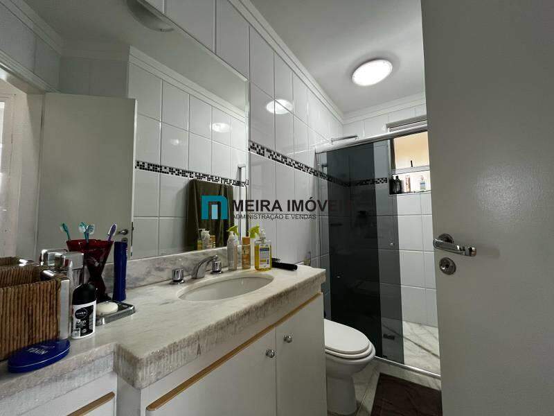 Cobertura, 3 quartos, 204 m² - Foto 14