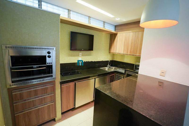 Apartamento, 4 quartos, 250 m² - Foto 1