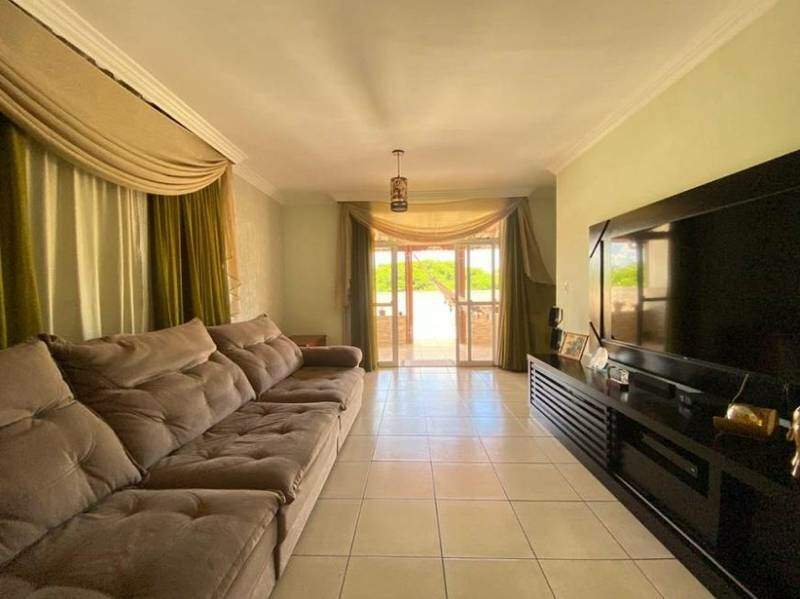 Cobertura, 3 quartos, 204 m² - Foto 1