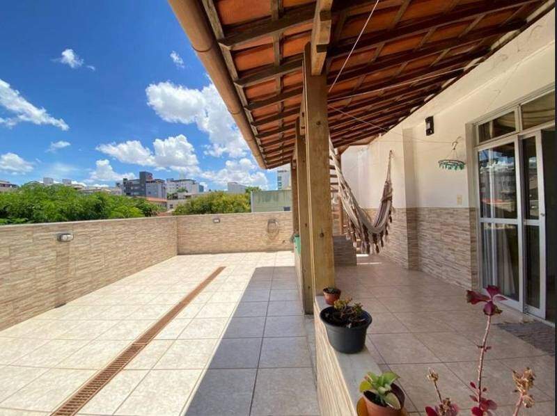 Cobertura, 3 quartos, 204 m² - Foto 2