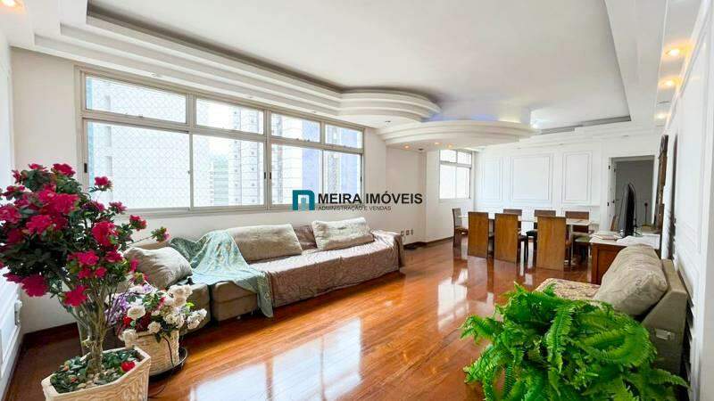 Apartamento, 4 quartos, 211 m² - Foto 1