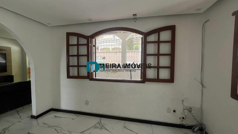 Casa, 4 quartos, 210 m² - Foto 3