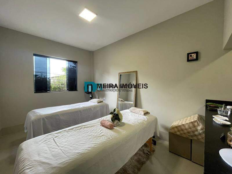 Casa, 3 quartos, 270 m² - Foto 11