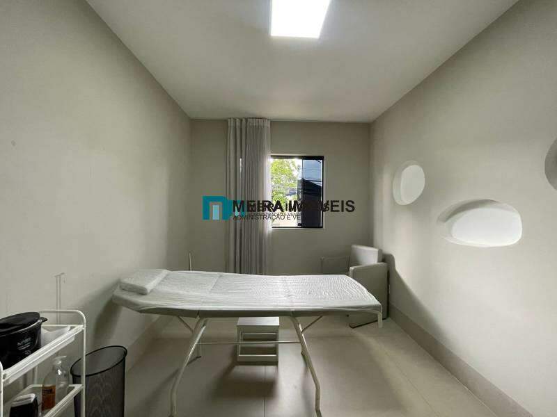 Casa, 3 quartos, 270 m² - Foto 12