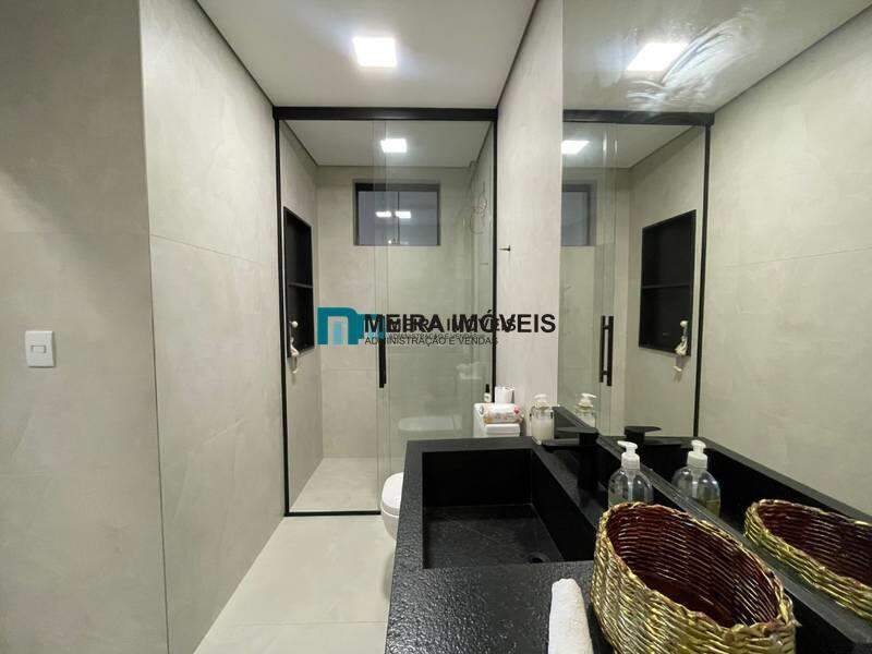 Casa, 3 quartos, 270 m² - Foto 15