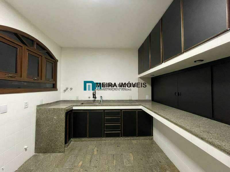 Casa, 3 quartos, 270 m² - Foto 19
