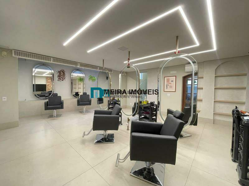 Casa, 3 quartos, 270 m² - Foto 4