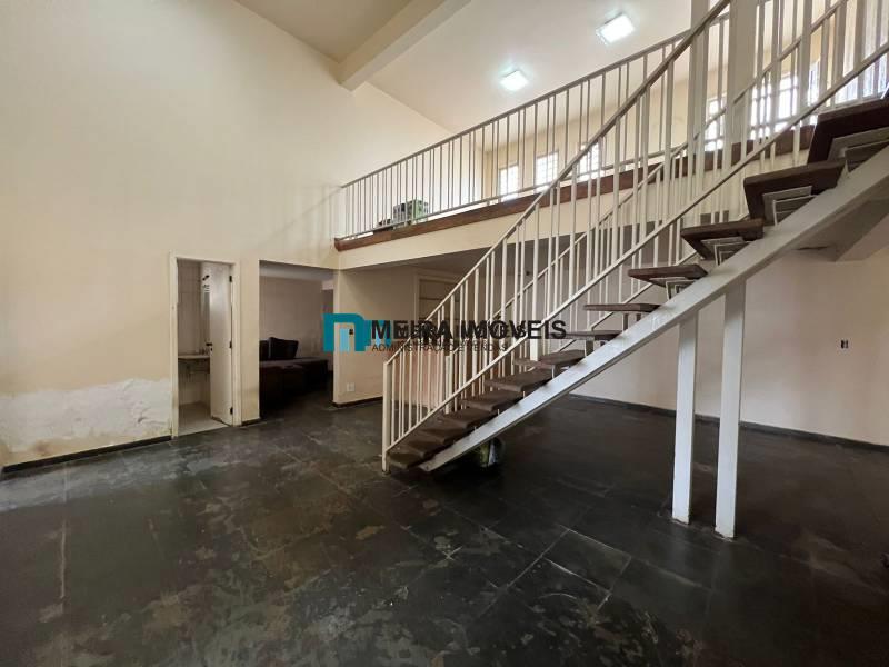 Casa, 3 quartos, 292 m² - Foto 2