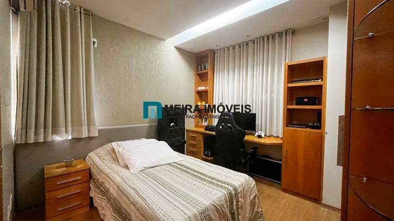 Casa, 4 quartos, 362 m² - Foto 18