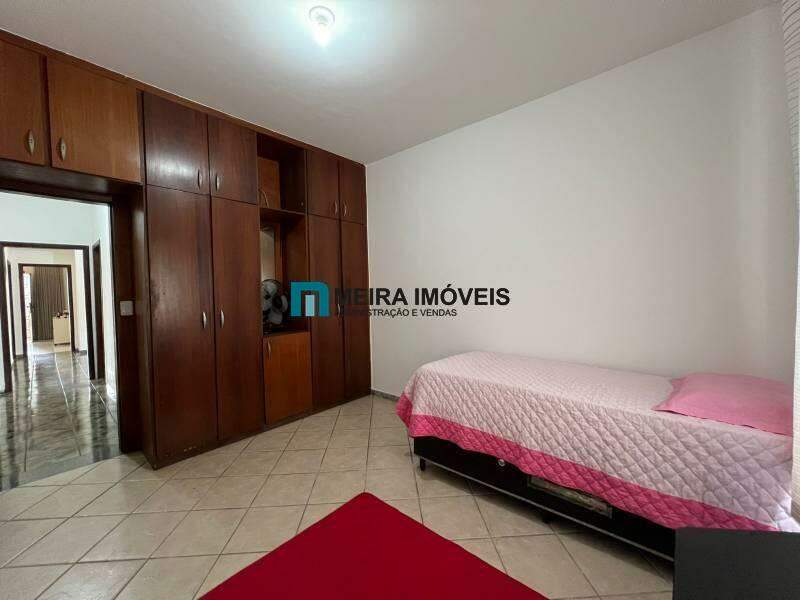 Casa, 6 quartos, 300 m² - Foto 18