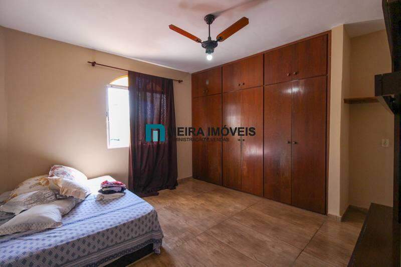 Casa, 5 quartos, 260 m² - Foto 19
