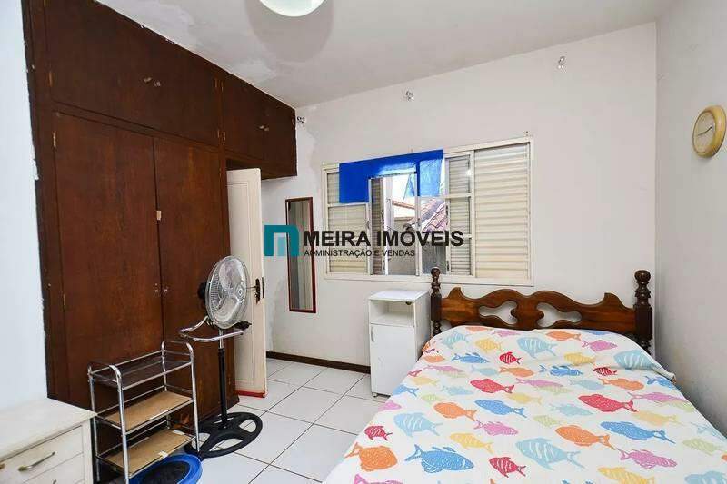 Casa, 6 quartos, 239 m² - Foto 13