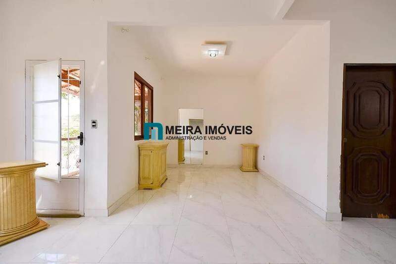 Casa, 6 quartos, 239 m² - Foto 24