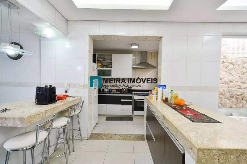 Casa, 6 quartos, 239 m² - Foto 6