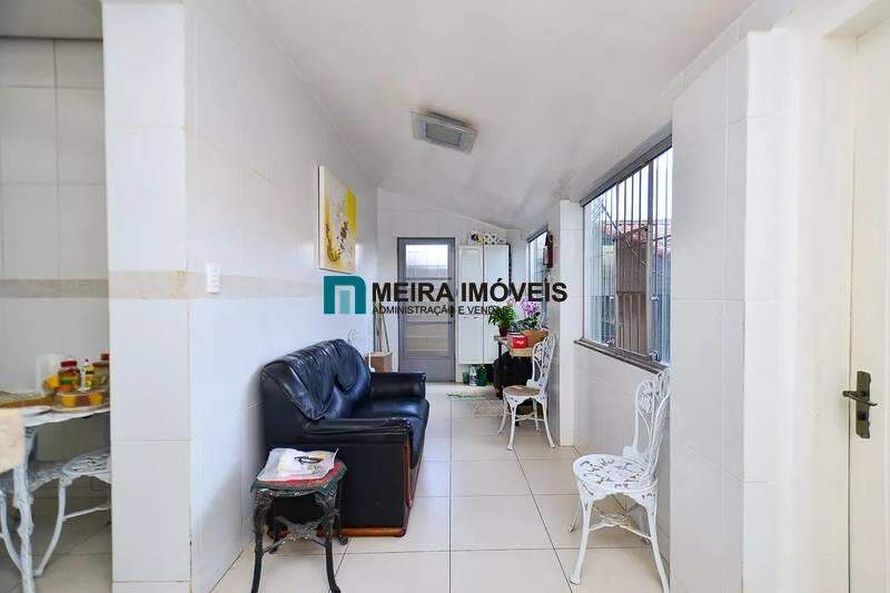 Casa, 6 quartos, 239 m² - Foto 9