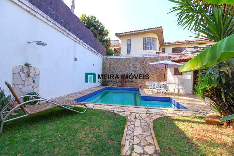 Casa, 4 quartos, 402 m² - Foto 1