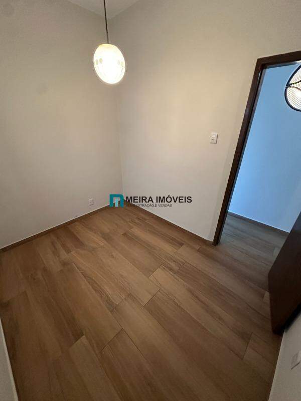 Casa, 6 quartos, 310 m² - Foto 4