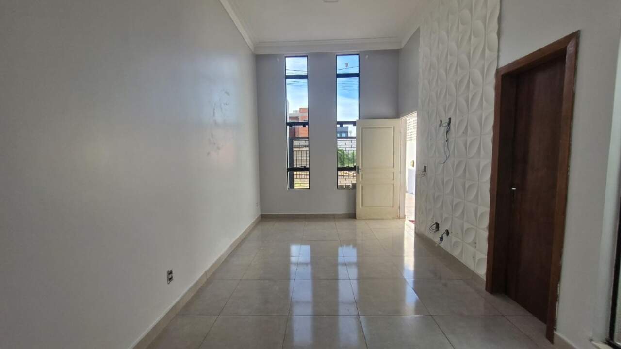 Casa à venda no Esmeralda: 