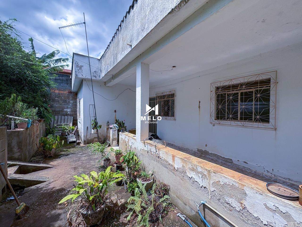 Lote com Barracão à venda no Olaria: 