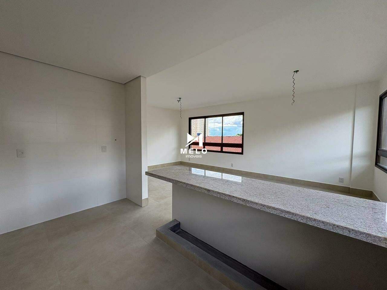 Apartamento à venda no Barreiro: 
