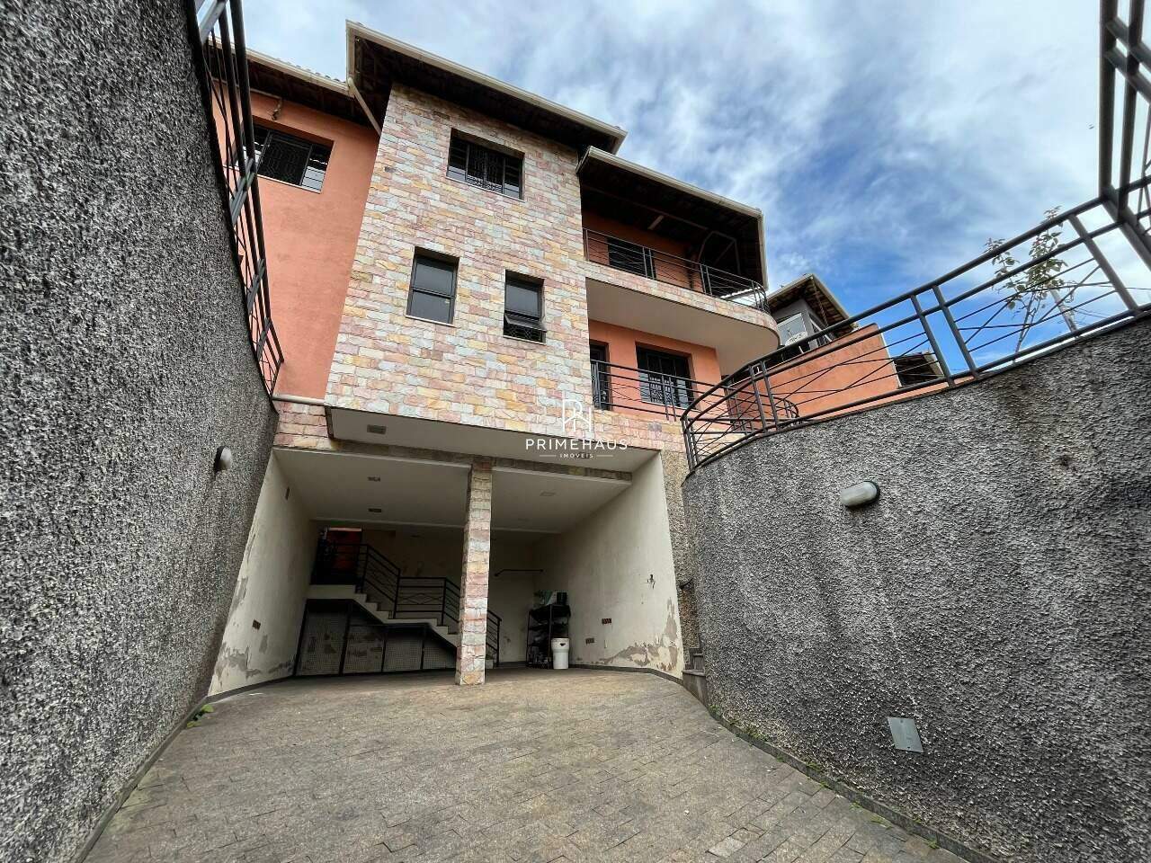 Casa à venda no Jardim Riacho das Pedras: 