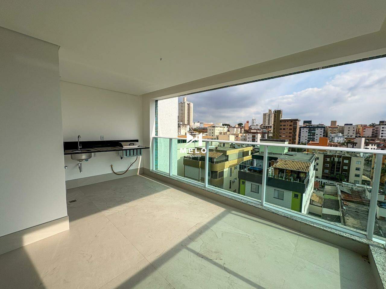 Apartamento à venda no Castelo: 