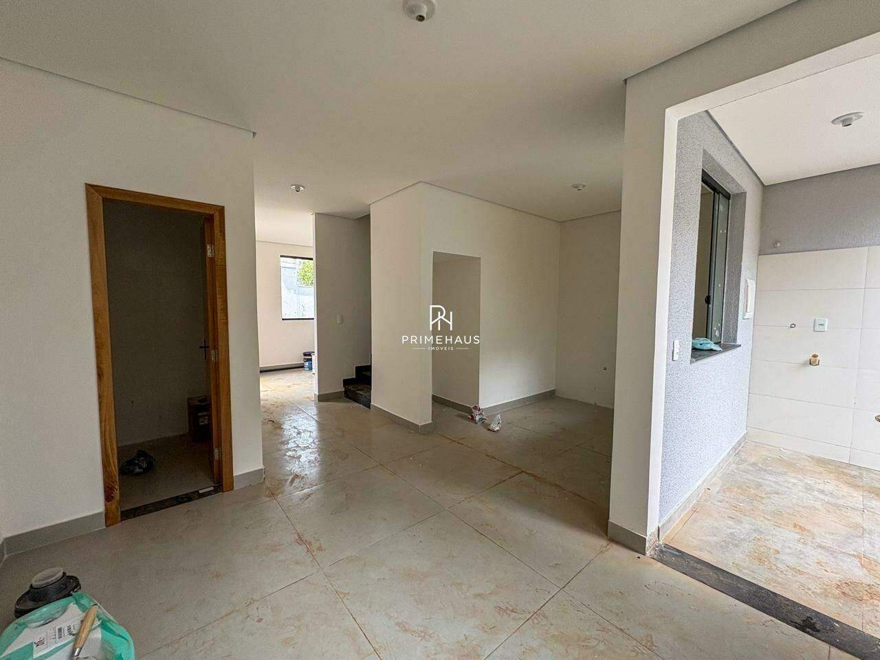 Casa geminada à venda no Manacás: 