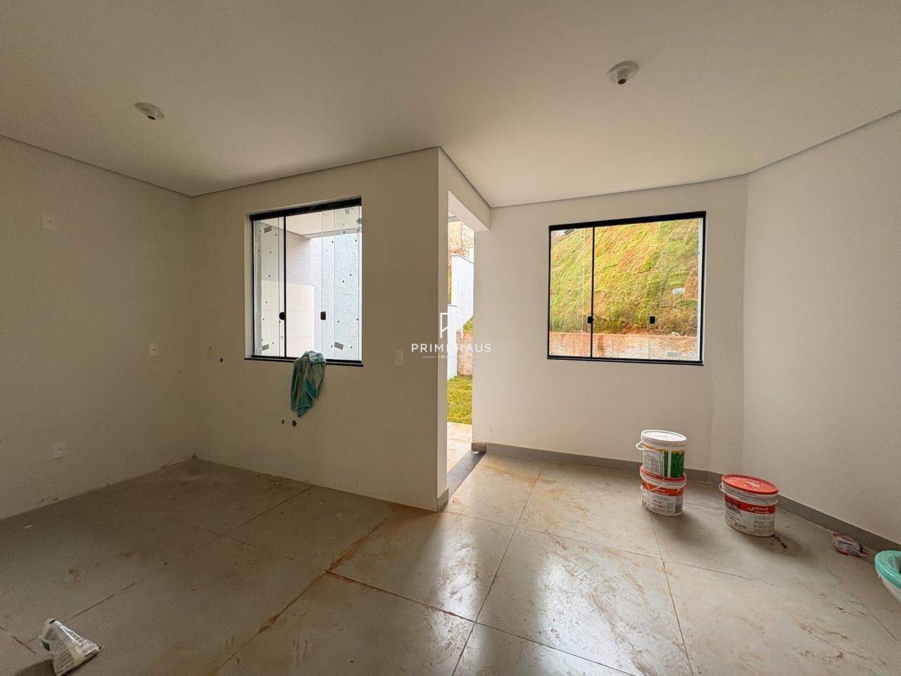 Casa geminada à venda no Manacás: 