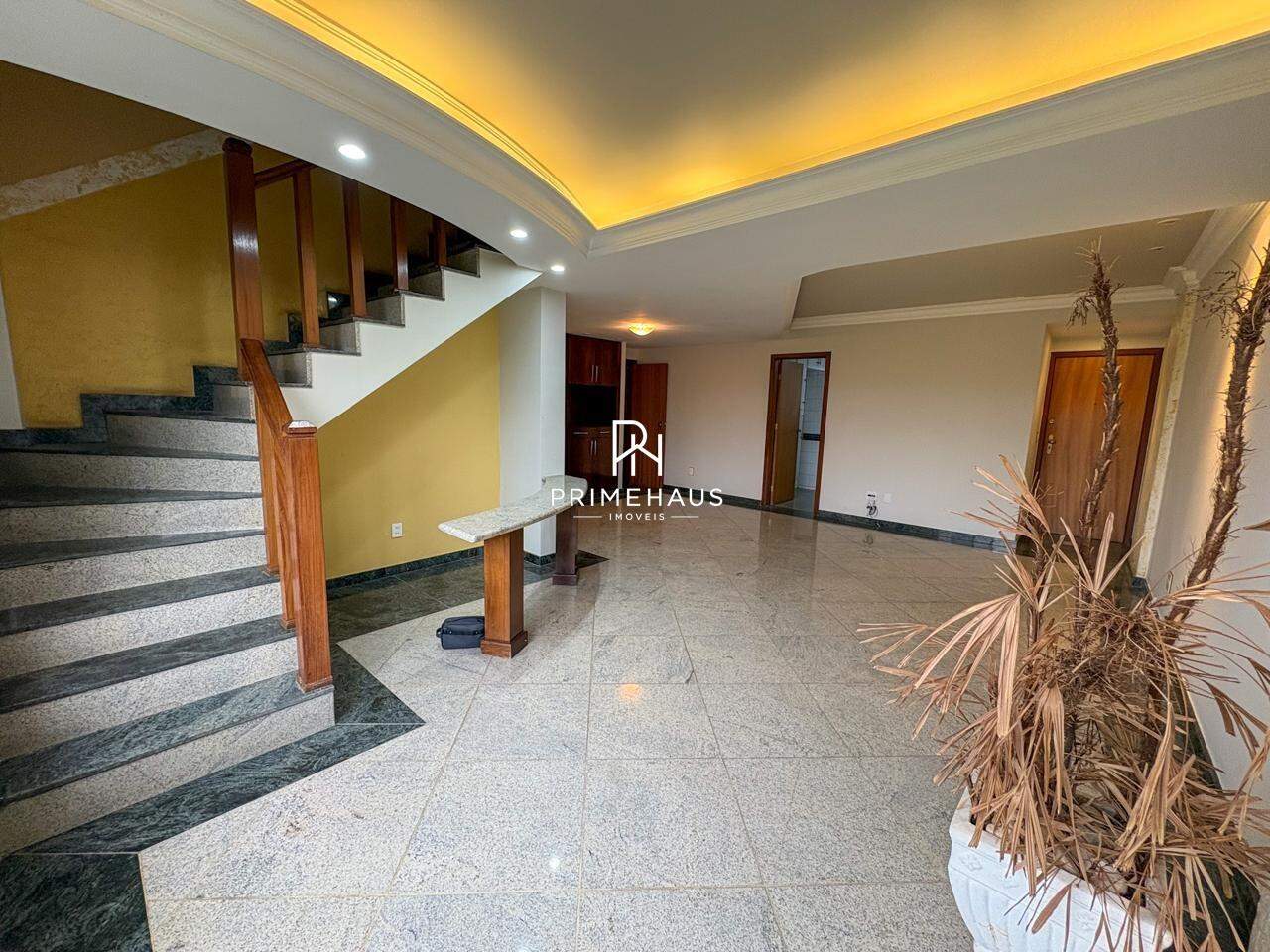 Cobertura, 5 quartos, 249 m² - Foto 2