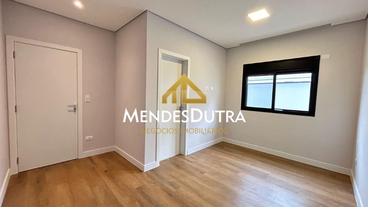 Casa em condomínio à venda no Santa Rosa: 