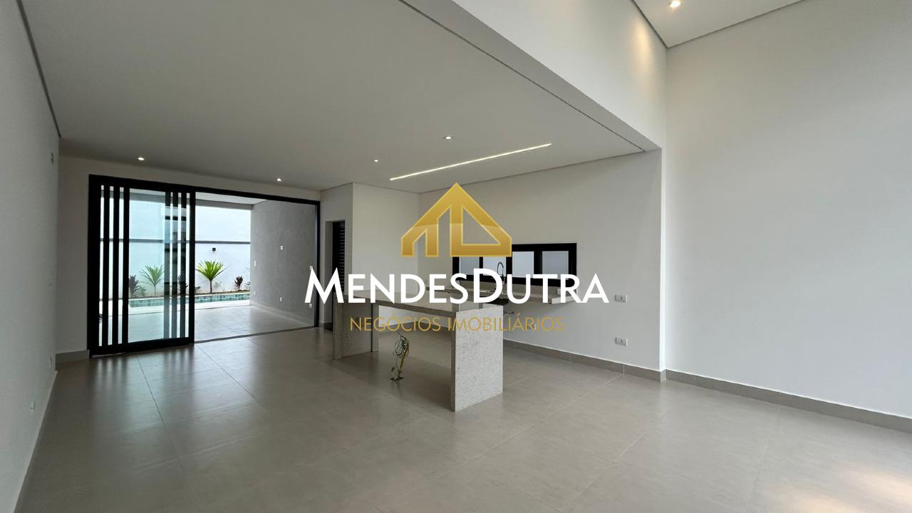 Casa em condomínio à venda no Santa Rosa: 