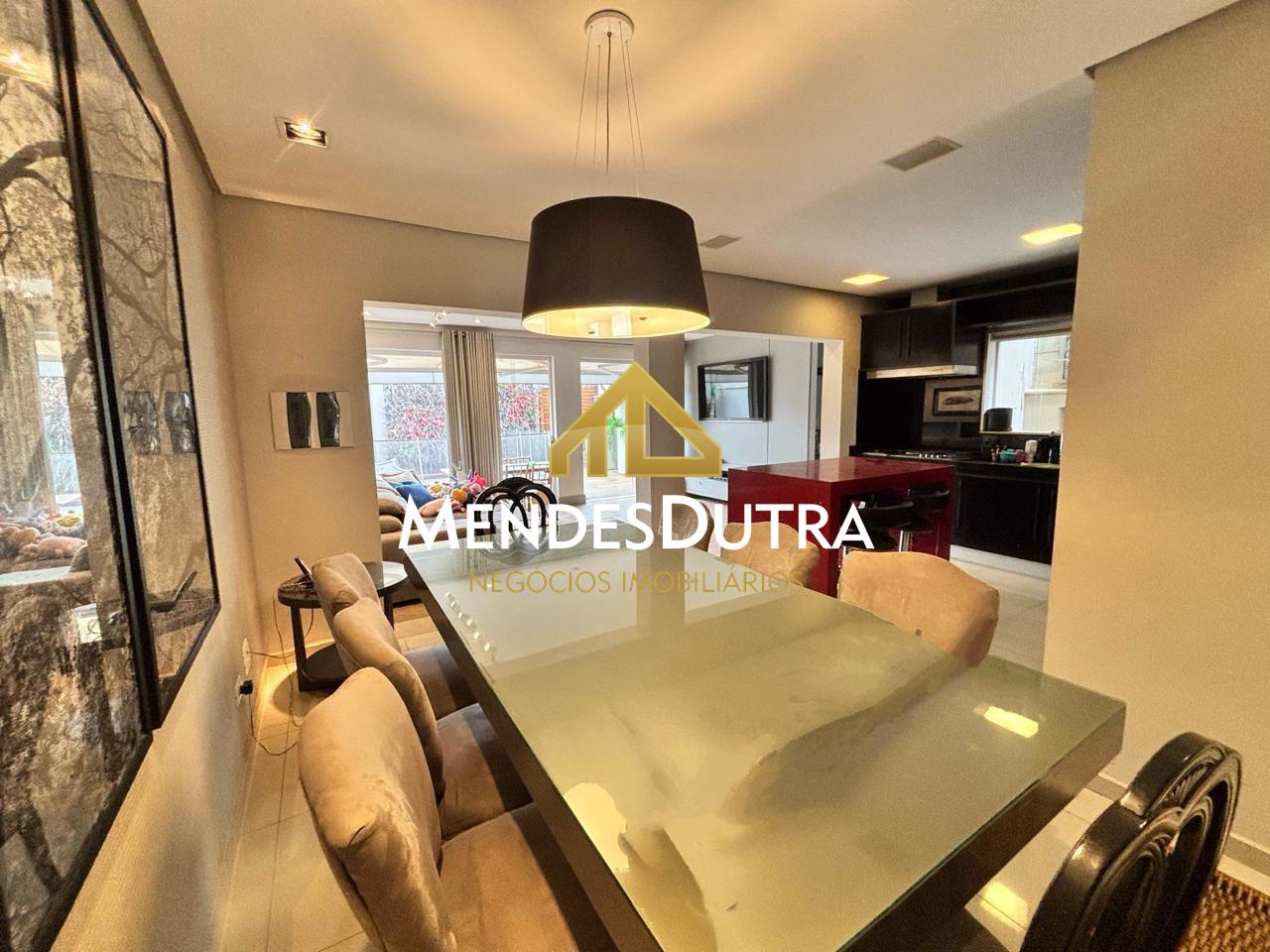 Casa em condomínio à venda no Morumbi: 