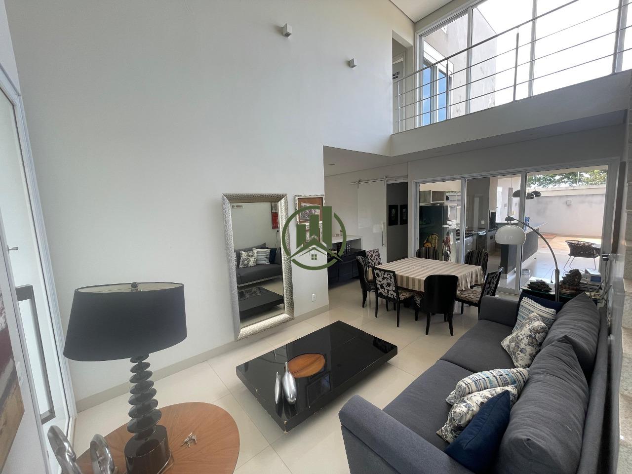 Casa à venda no Parque das Mangueiras: 