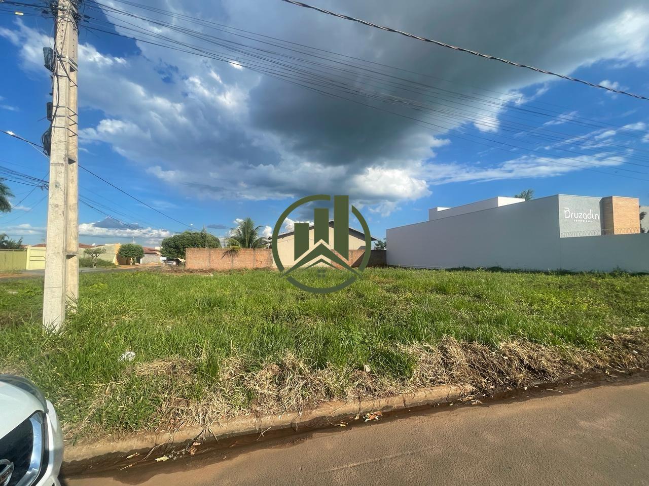 Terreno à venda no Vila Terezinha: 